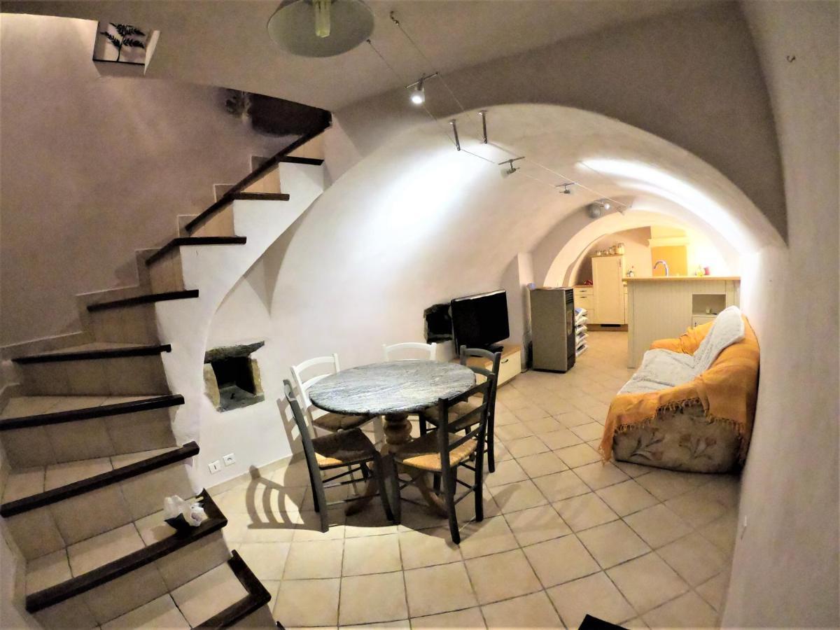 Gite Ispagnac Экстерьер фото